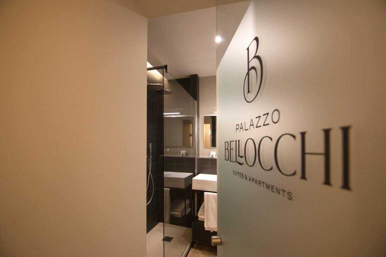 Palazzo Bellocchi - Suites & Apartments Brindisi Eksteriør billede